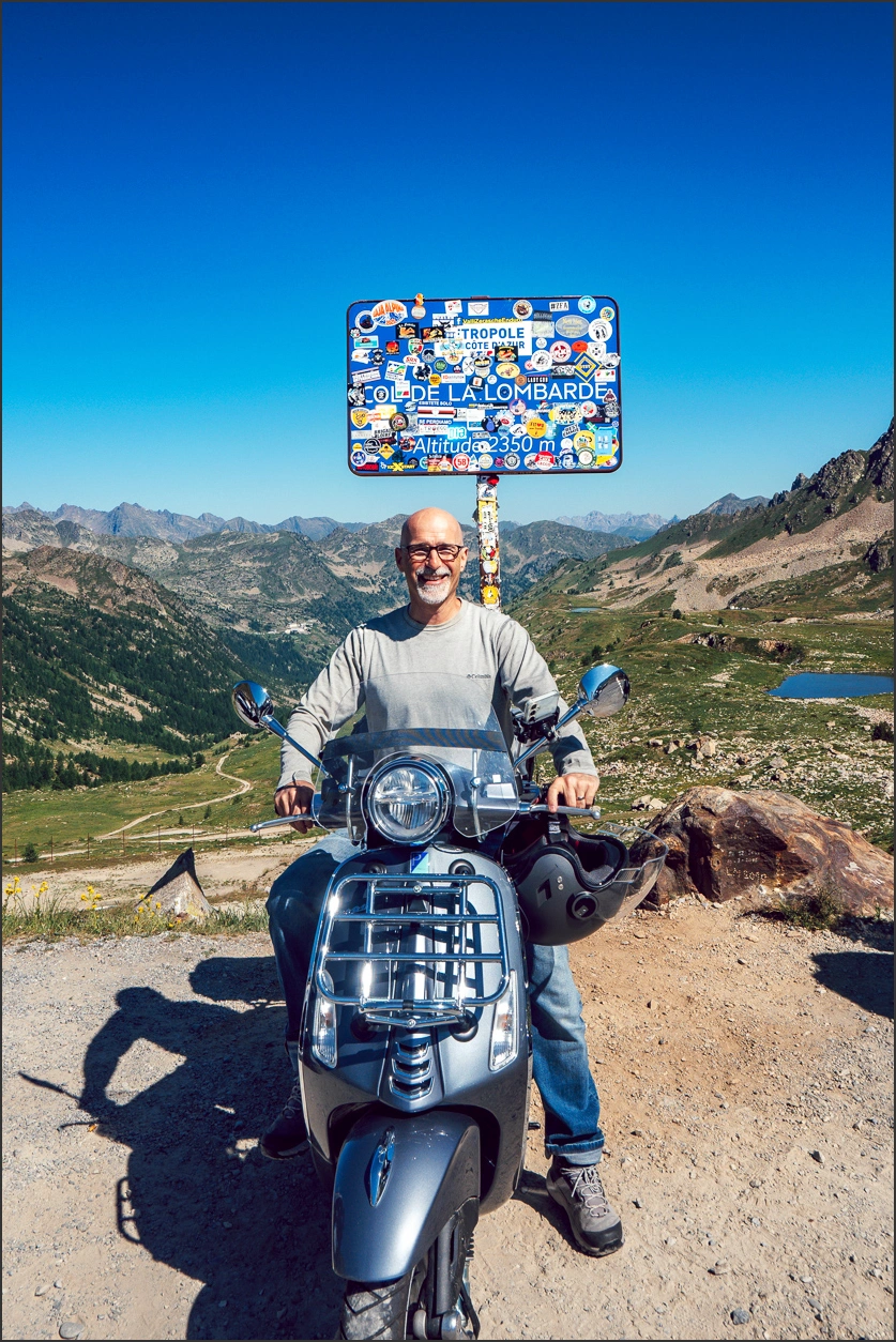 Vespa Roller Reiseberichte sowie Portrait Fotografie Vespa Roller Reiseberichte sowie Portrait Fotografie